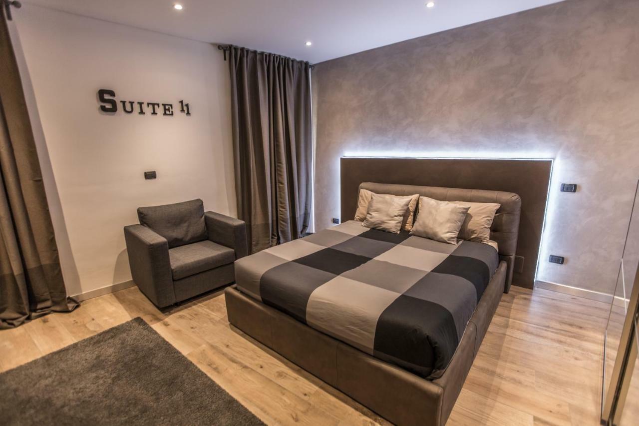 Suite 11 Near Duomo Милан Экстерьер фото